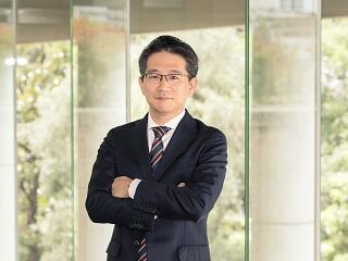 フィールドに行く｜総合政策学部長　加茂 具樹